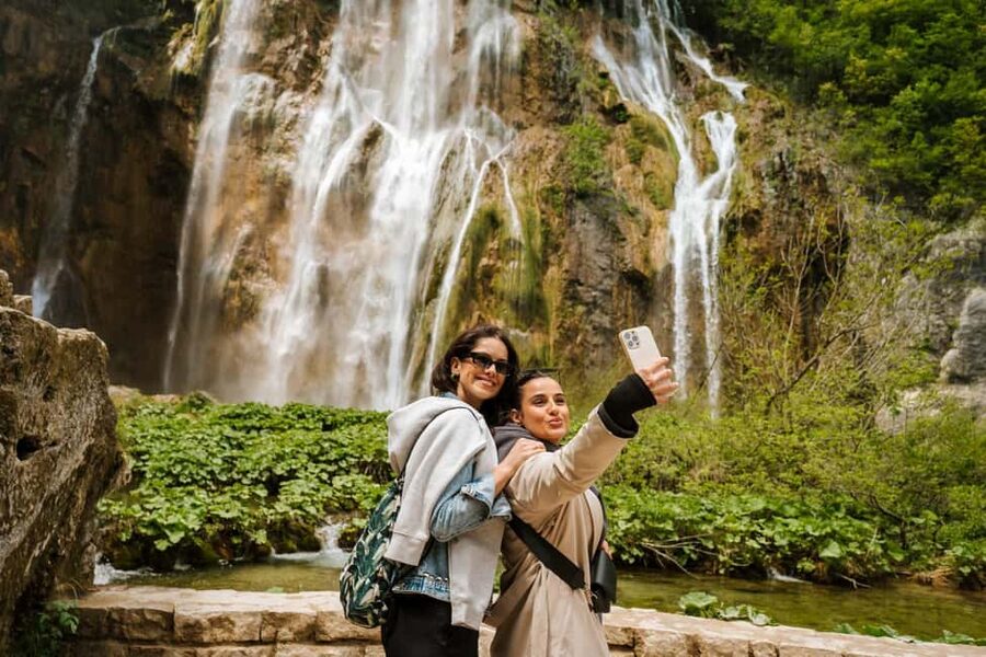 From Zagreb: Plitvice Lakes National Park Tour with Tickets - Zagreb to Plitvice by van, the smart way to do a long day