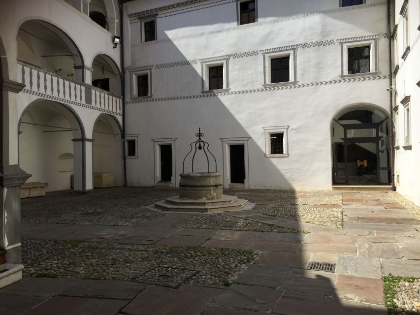 From Zagreb: Varazdin Baroque Town & Trakoscan Castle - Meeting at Park Zrinjevac, then heading north in comfort