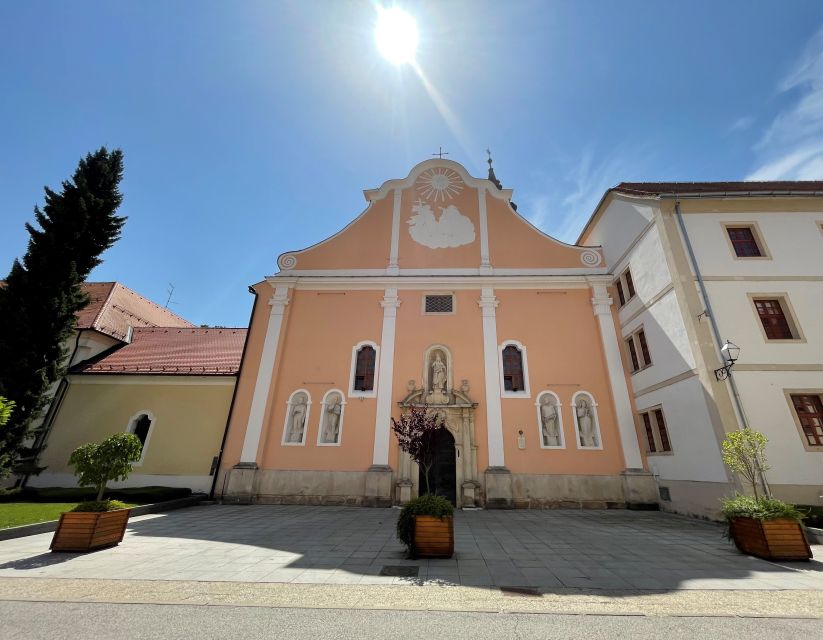 From Zagreb: Varazdin Baroque Town & Trakoscan Castle - FAQ