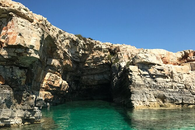 Full-Day Boat Tour of the Medulin Archipelago from Medulin - Lunch On Board: Croatian Menus and Included Draft Drinks