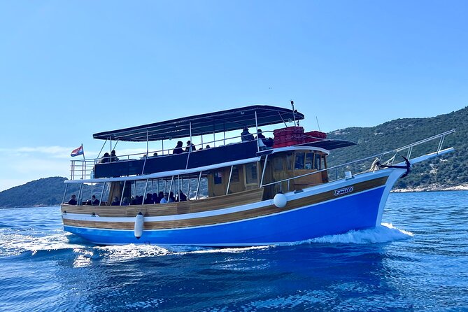 Full-Day Dubrovnik Elaphite Islands Cruise with Lunch and Drinks - Stop 3, Kolocep Island: sandy beaches, snorkeling, and optional Blue Cave fun