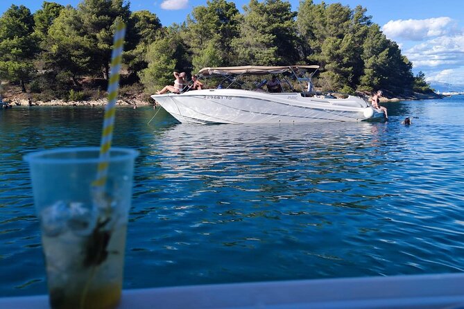Full-Day Private Boat Tour in Croatia - Solta Island for Lunch and Two Different Kinds of Water