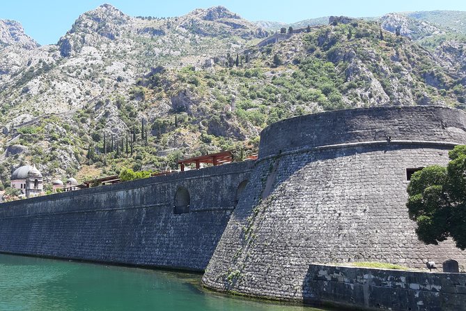 Full-Day Tour Bay of Kotor Perast Kotor and Budva small group from Dubrovnik - Perast early morning: a small town with a big view