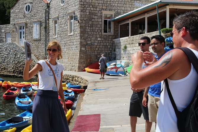 Game of Thrones & the Old City Grand Tour in Dubrovnik - Old Town Walking: Rector’s Palace, Onofrio’s Fountain, and the Rest