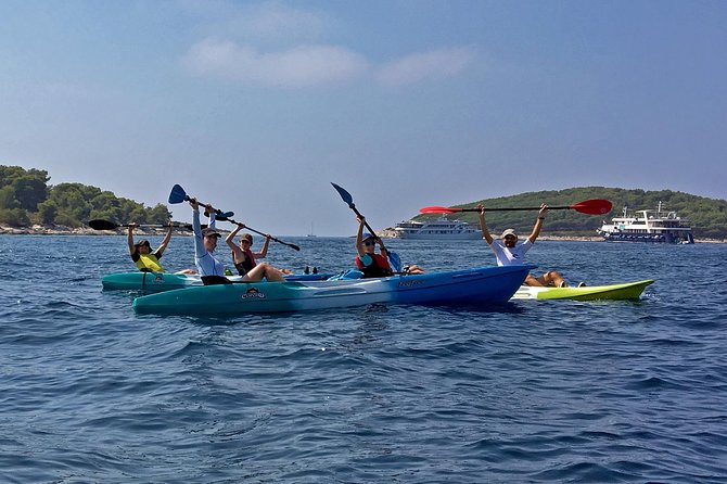 Guided kayaking tour to Pakleni islands - Quick reasons to paddle Pakleni from Hvar