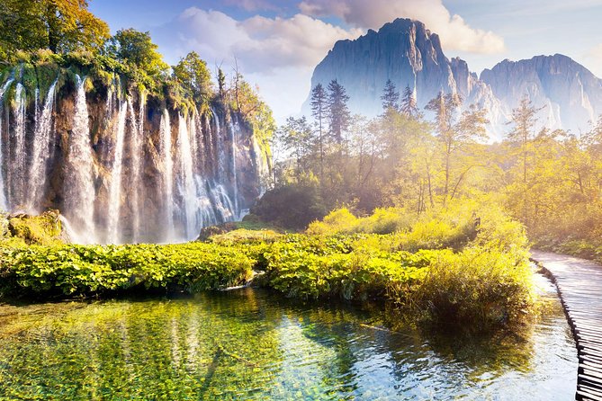 Guided transfer from Zagreb to Split with Plitvice Lakes stop - The group size, pace, and what to expect from the guide