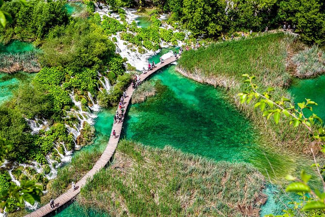 Guided transfer from Zagreb to Split with Plitvice Lakes stop - Price and value: where the $168 really fits
