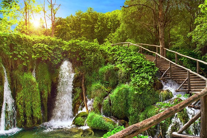 Guided transfer from Zagreb to Split with Plitvice Lakes stop - What to pack for a 12-hour day with real walking