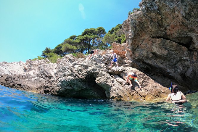 Half-Day Best Beaches & Bays Private Speed Boat Tour - What is included, what is not, and the hidden budget items
