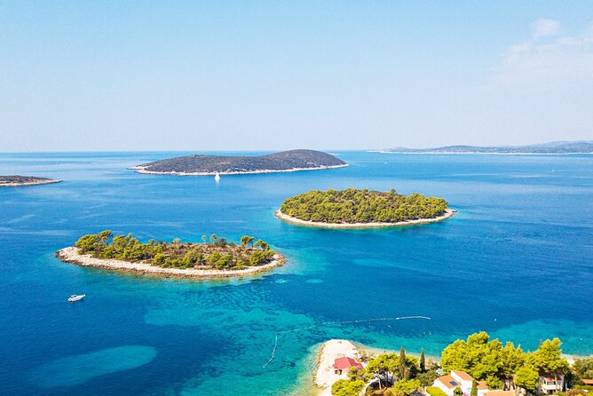 Half day speedboat tour to Solta island & Blue Lagoon from Trogir - Solinska Bay Snorkeling: Clear Water, Included Gear, Easy-Going Timing