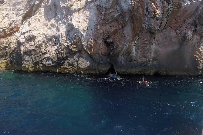 Hello Kornati - Small group one day trip from Zadar - Lunch at Suha Punta: Dalmatian taverna food that keeps the day on track