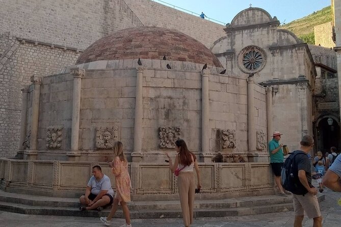 Historic Walk with Game of thrones details in Dubrovnik - Why this Dubrovnik walk works better than the usual hop-on route
