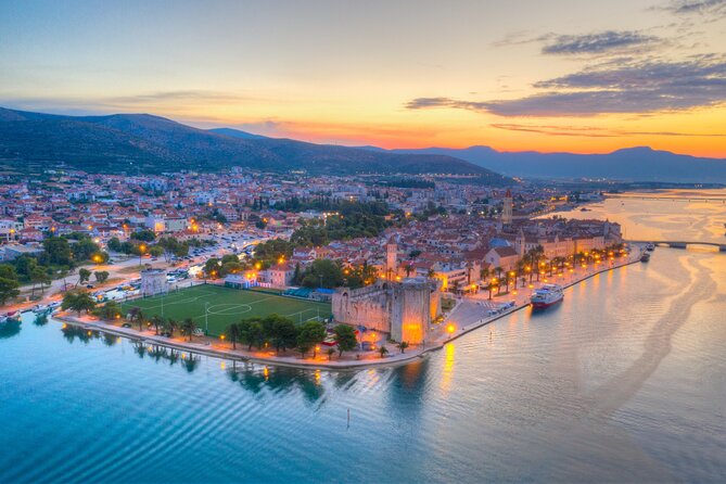 HVAR & 4 Islands PRIVATE BOAT TOUR - Stop 3: Hvar town, eight centuries of architecture, and that sun-soaked vibe