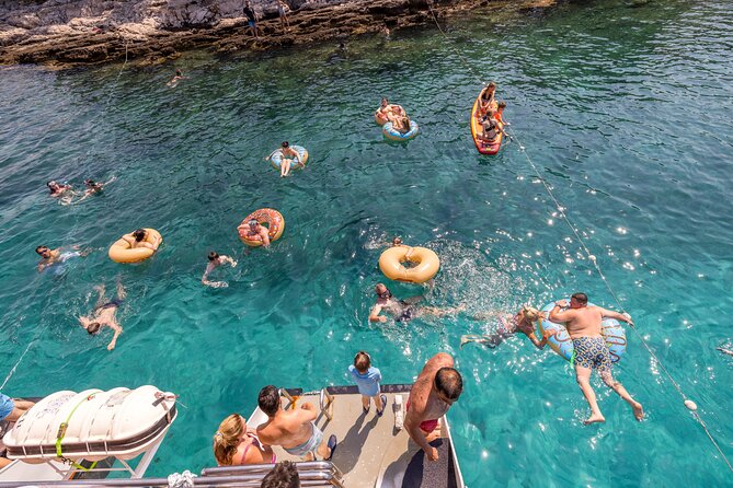 Hvar, Brač & Pakleni islands cruise with lunch & drinks from Split & Trogir - Breakfast on Board: Coffee and a Fresh Doughnut Start