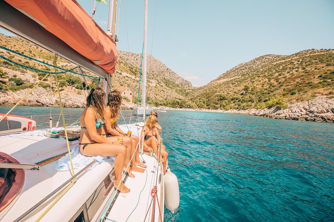 Hvar - Full Day Sail on a yacht - friendly skipper- small group - lunch optional - Why a Hvar full-day yacht sail is good value for your time