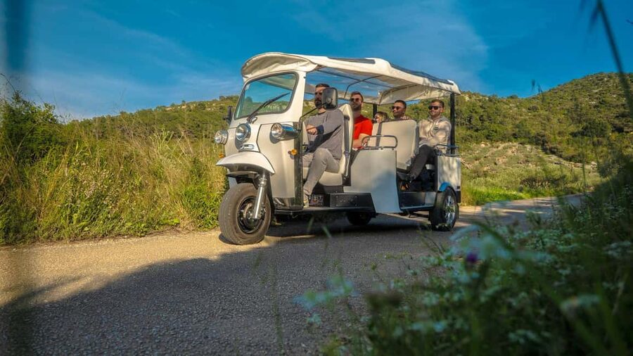 Hvar Island: eTuk Tuk Adventure Tour with a Guide - Why the electric eTuk Tuk is the right way to tour Hvar