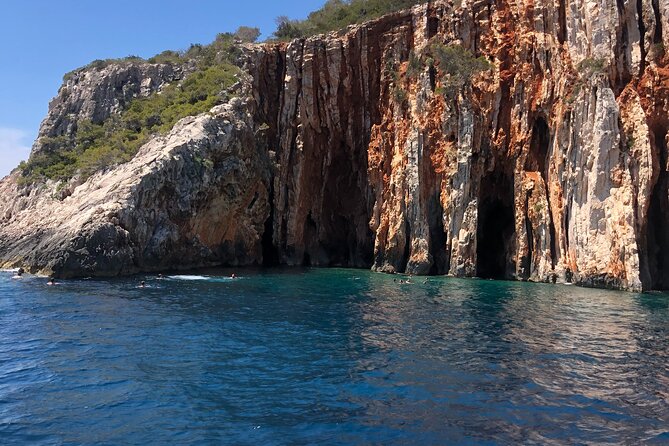 HVAR & PAKLENI Islands PRIVATE tour - Drinks, snacks, and the no-lunch truth
