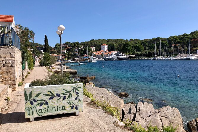 Island Tours - Lunch on board: when your day tour stops feeling like a tour
