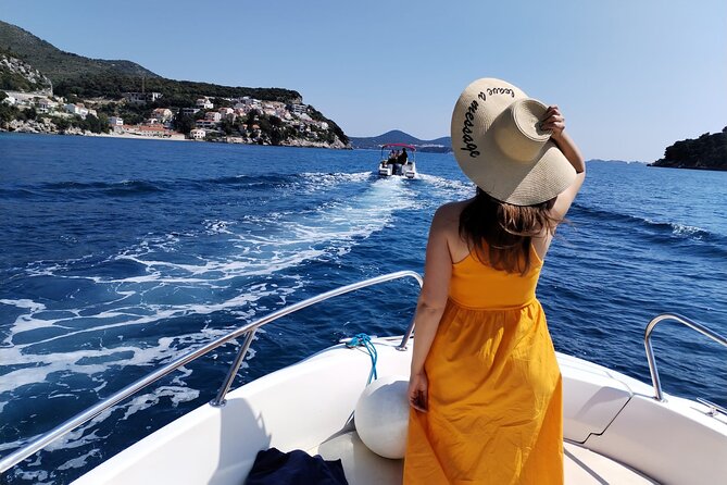Islands & Caves Private Tour with pickup, drinks & fuel included - What you get with this private Elaphiti islands boat day