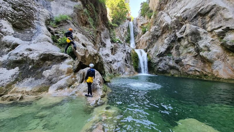 Iz Omisa: Extremni Canyoning na rijeci Cetini/ Free photos - Who Should Book This Cetina Canyoning Tour