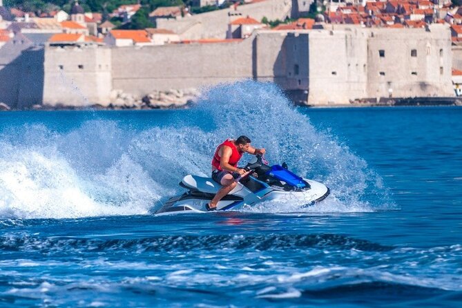 Jet Ski Rent 2h - Price and value: is $318.06 for two worth it?