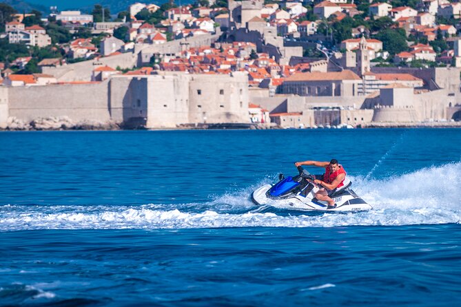 Jet Ski Rent 30 min - The coast ride: beaches, hidden caves, and what you are really seeing