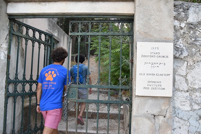 Jewish Heritage & Diocletian's Palace Private Split Tour - Marmontova Ulica and the fish market angle
