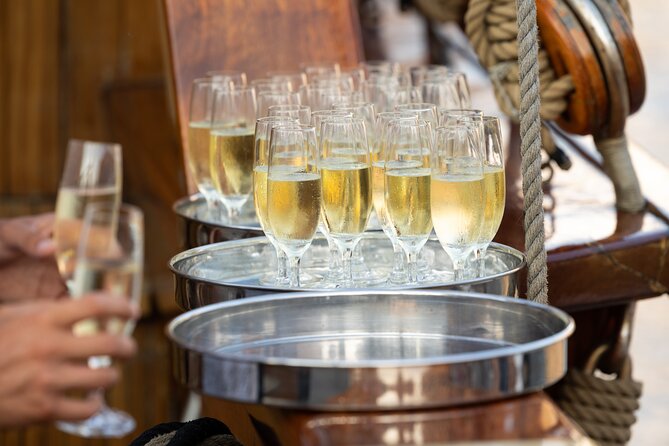Karaka - The Best Dubrovnik Sunset Cruise (adults only) - The onboard vibe: welcome sparkling wine, host guidance, and music