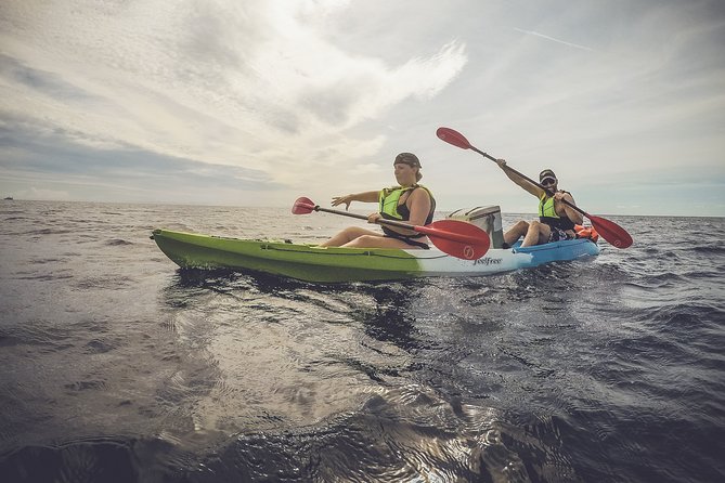Kayak tour in Pula to Valley of Tears/free drinks+photos included - Beer and water included: how the drinks fit without killing the momentum