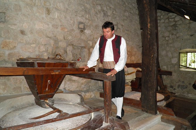 Konavle Valley Wine Tour from Dubrovnik with Train Ride and Wine Tasting - Price and value: what $96-ish buys you in real terms