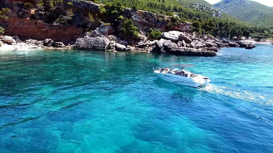Korčula Snorkeling&Swimming, Shipwreck & More, Private Tour - Stop one: the Boka Shipwreck near Mokalo