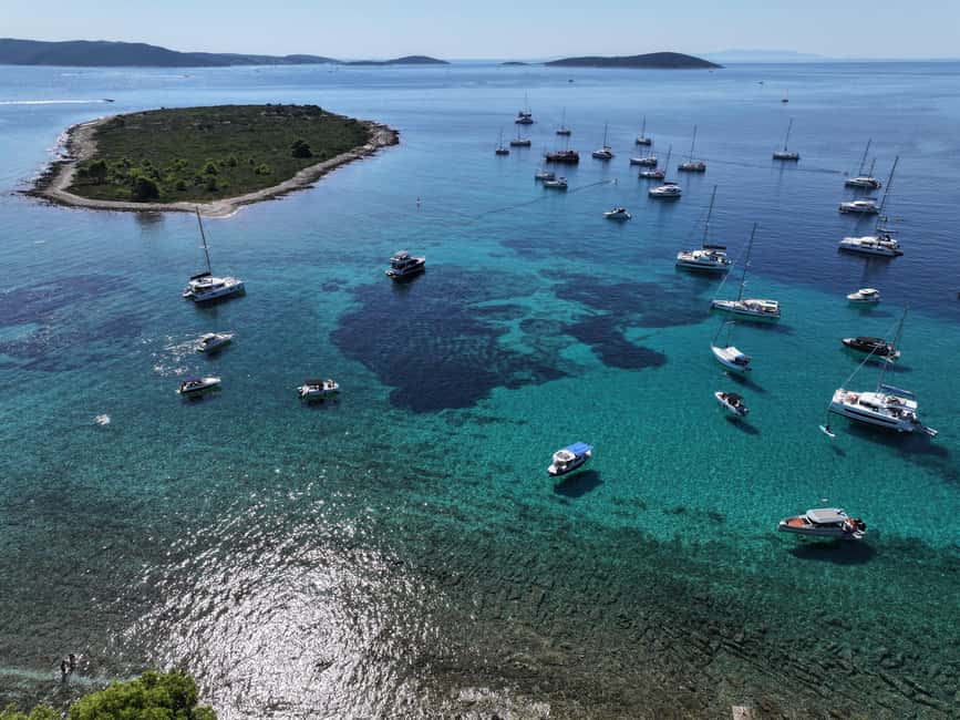 Krknjaši Blue Lagoon 3-Island Tour - Speedboat between Trogir, Blue Lagoon, and Maslinica