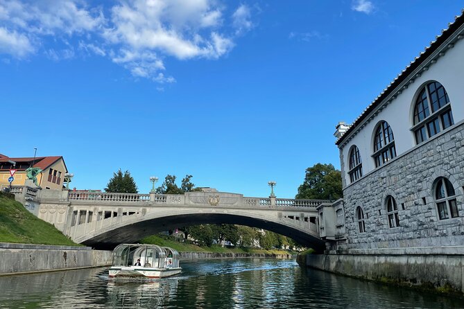 Ljubljana and Lake Bled Small Group Tour from Zagreb - The optional Pletna boat ride (and when wind can change plans)