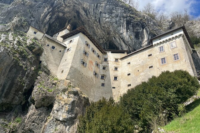 Ljubljana, Postojna Cave&Predjama Castle with Tickets from Zagreb - Ljubljana old town walk: dragons, river calm, and free time