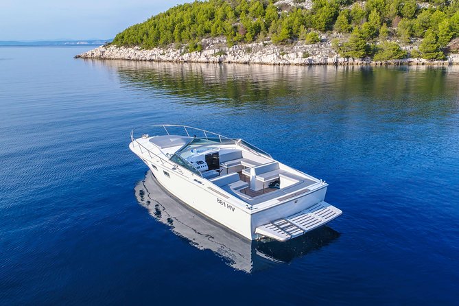 Luxury Blue and Green Cave private tour - What’s included on board (and why it matters at sea)
