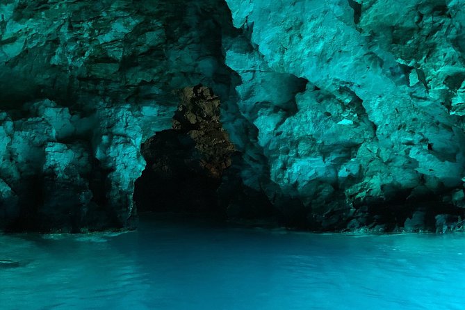 Luxury Blue Cave & 5 Islands Tour from Split - Stiniva Bay: a great view, but you won’t jump in