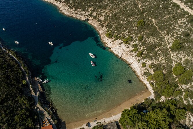 Luxury Blue Cave & 5 Islands Tour from Split - Pakleni Islands: free time for lunch, swimming, and choosing your vibe