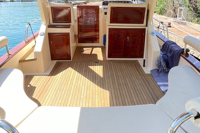 Luxury Private Boat Tour to Elaphiti Islands - Lunch Rules: No Food Onboard, So Plan Your Shore Stop