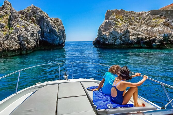 Luxury Private Elaphiti Islands boat tour from Dubrovnik - Getting to the boat in Dubrovnik, then getting out fast