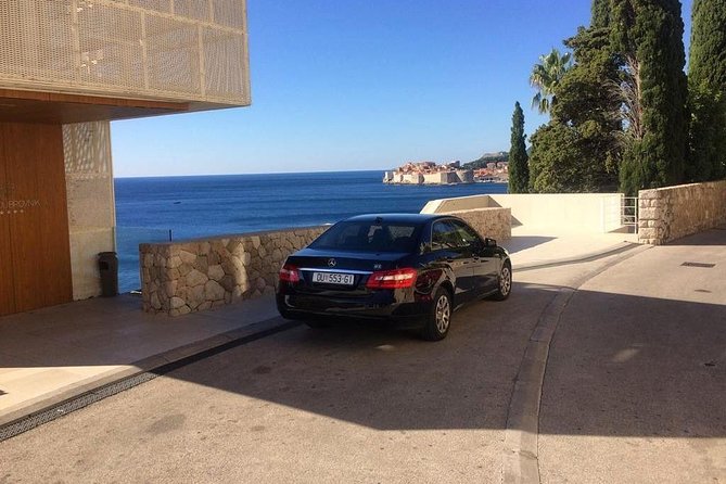 Luxury private transfer: Dubrovnik to Dubrovnik airport - The 30 to 45 Minute Drive: Timing Tips You Can Actually Use