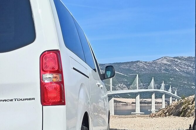 Luxury private transfer: Split Town to Split airport - Luggage Rules, Baby Seats, and Common Gotchas