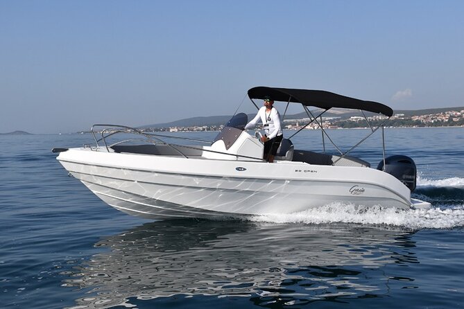 Magic Private Boat Tour from Split - The Crew Experience: Bruno and Mia Matter