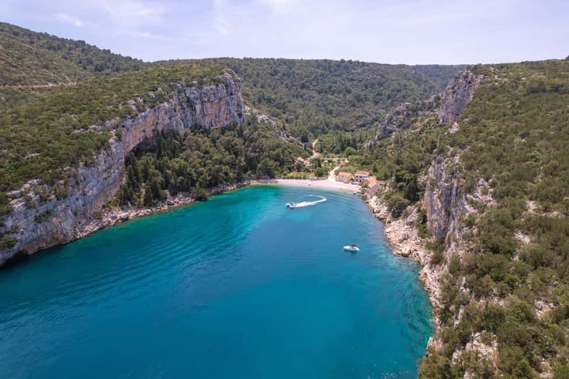 Makarska: 3-island Speedboat Cave & Blue Lagoon Tour - Little Blue Cave: The No-Queue Cave Swim That Isn’t Biševo