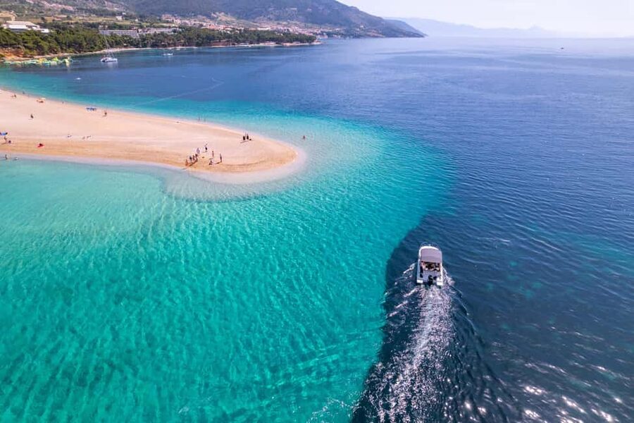 Makarska: 3-Island Speedboat Golden Horn & Blue Lagoon Tour - Golden Horn on Brač: the iconic beach, the swim hour, and the wind factor