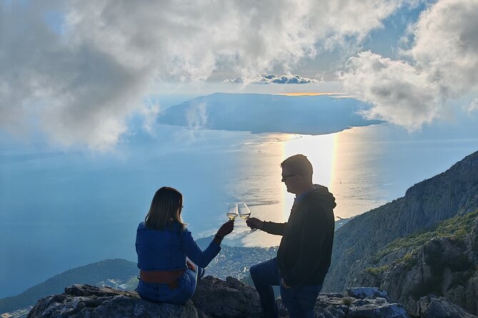 Makarska: Baggy Skywalk & Biokovo Viewpoint Tour - Sinjal peak: the most interesting Biokovo point, plus your picnic break
