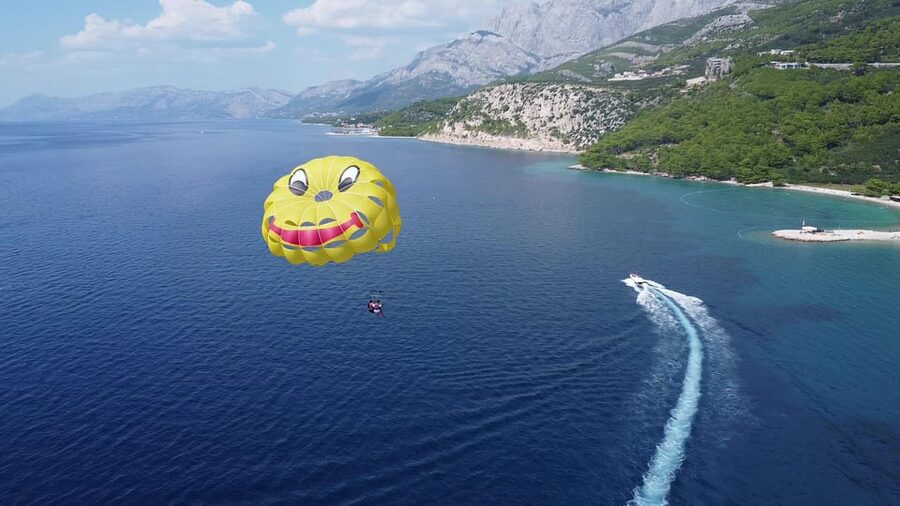 Makarska: Parasailing Experience - MPL Nautika - What to bring for a comfortable, no-drama ride