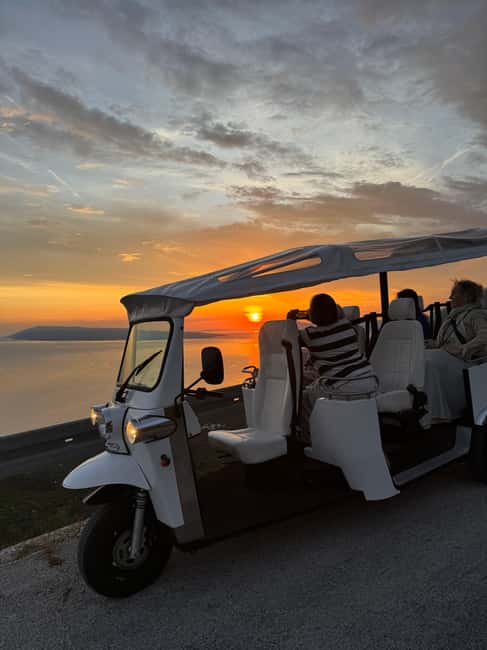 Makarska: Skywalk Tuk-Tuk Tour with Skip-the-Line Ticket - Food, drinks, and comfort details that add real value