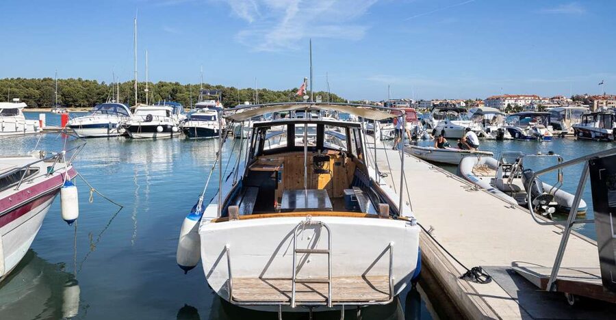 Medulin: Private Boat Tour with Captain - Setting Off From Medulin Harbour
