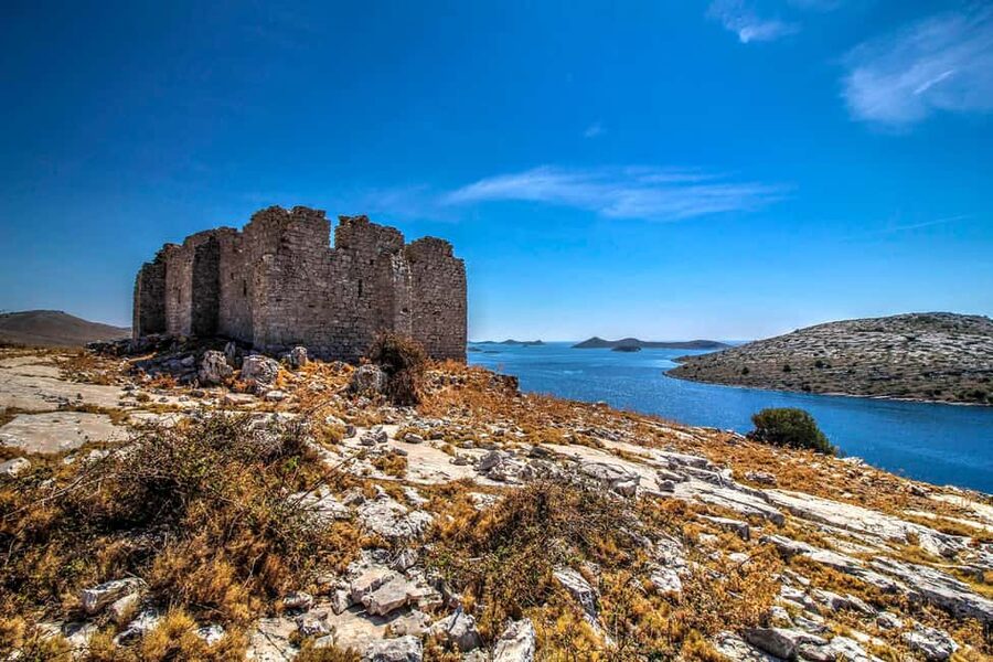 Mikado Kornati Excursion with snorkeling and hiking stops - Drinks, Aperitif, and Snacks: More Than a Token