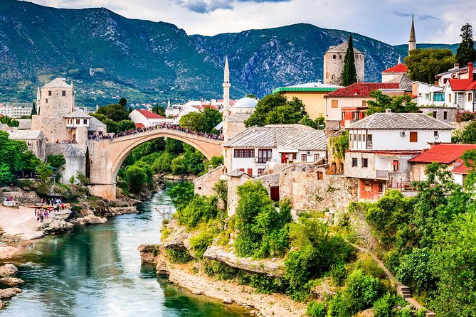 Mostar and Herzegovina Tour with Kravica Waterfall from Split & Trogir - Free time strategy for lunch and shopping near the bridge